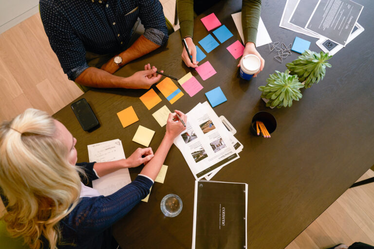 How to hire an event planner