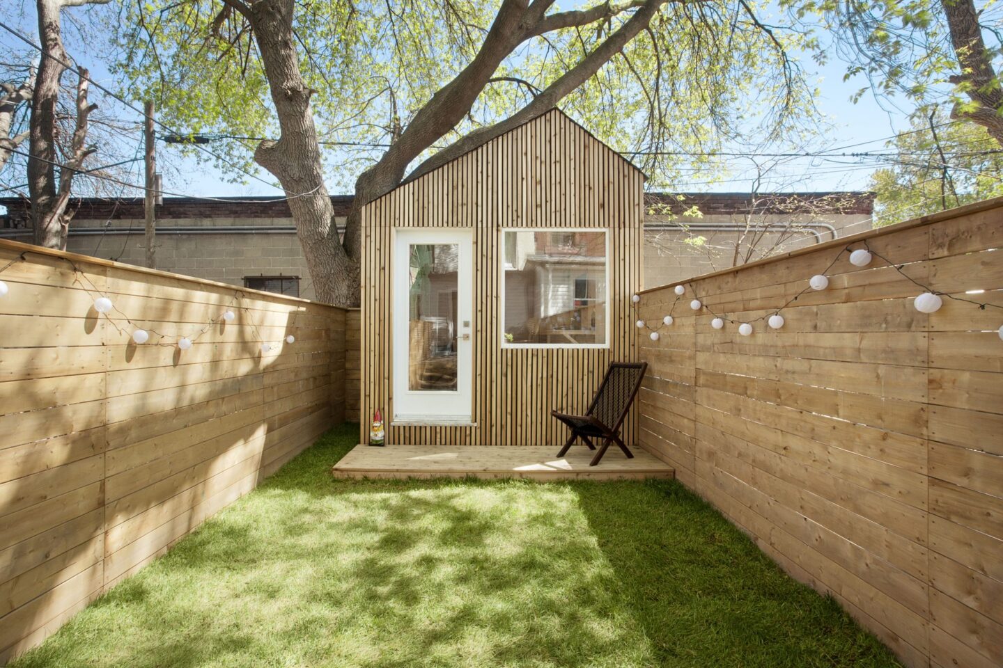 These Tiny Backyard Offices Are the Perfect Place for Productive Work ...