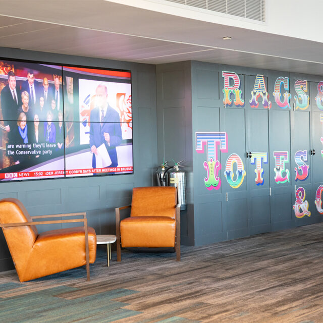 manchester-training-venue-breakout-area 800x800