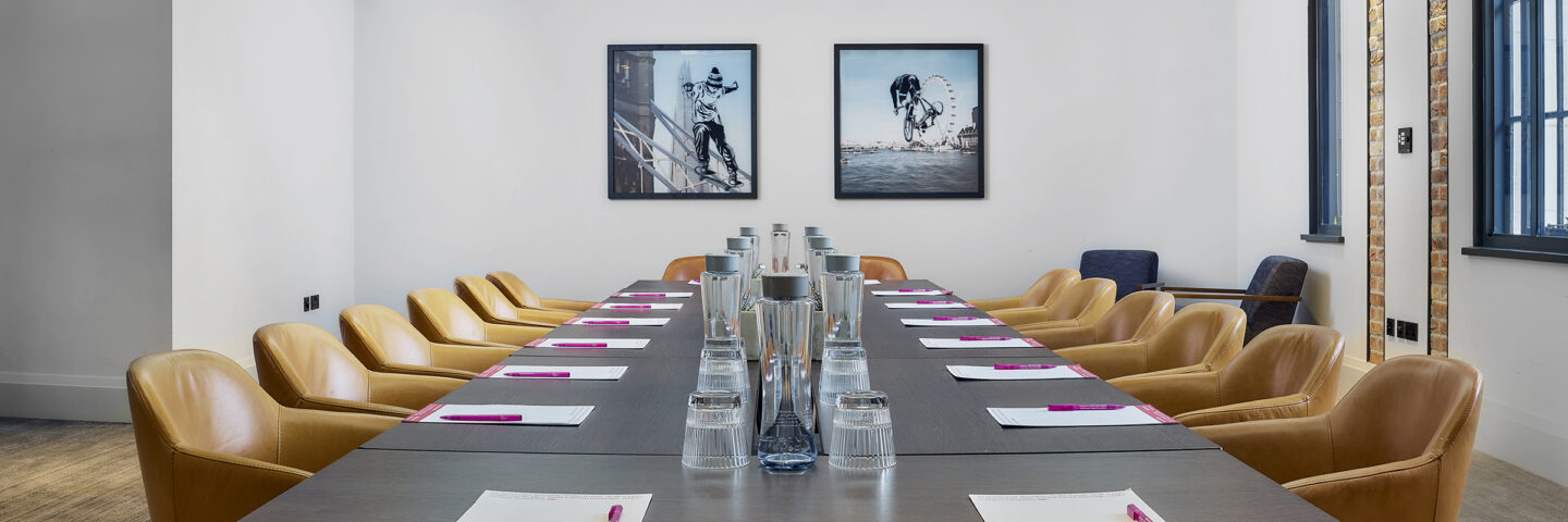 beautiful-meeting-room-london-3x1-1-1440x480