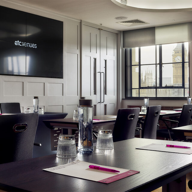 lord-meeting-room-london-1x1-1-640x640